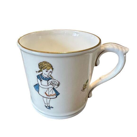 Royal Winchester Saturday’s Child Cup Fine Bone China VTG - Picture 2 of 9